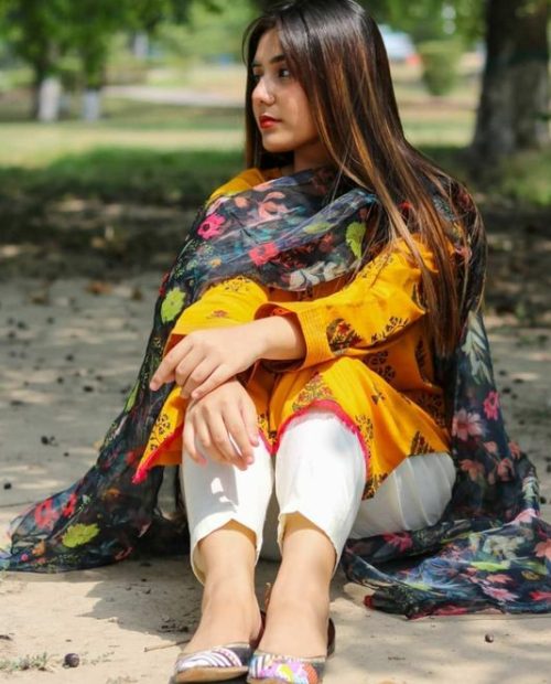 Female Call Girls in Lahore